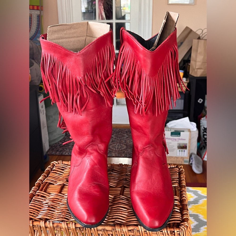 Oak Tree Farms Fringe Red Women's Western Boots with Decorative Chain - Picture 2 of 15
